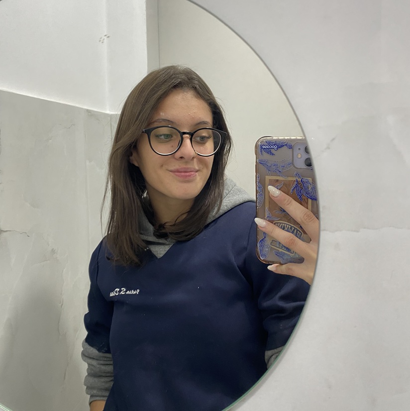 Júlia Silva Dias de Oliveira