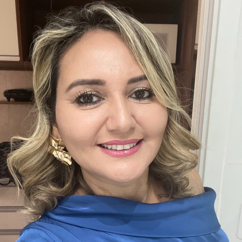 Cláudia Lenir Araújo Nogueira