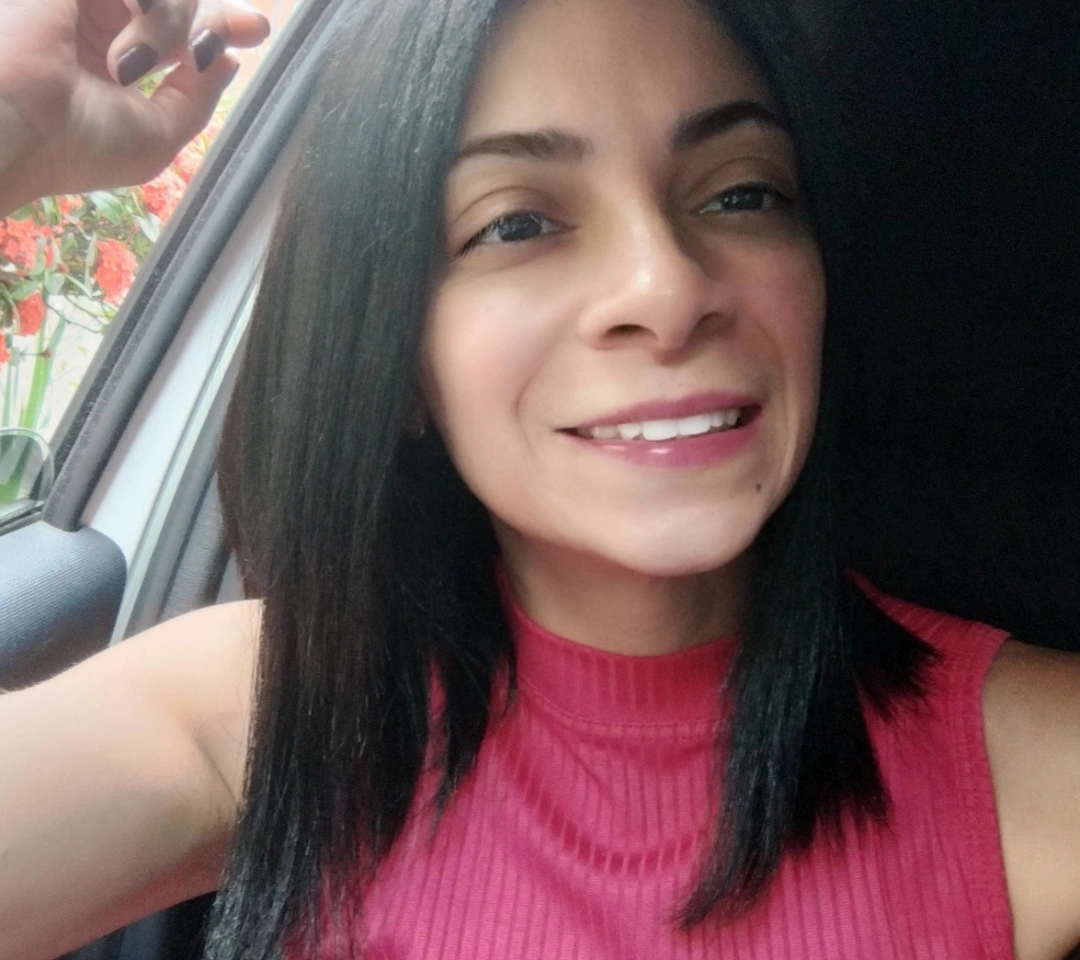 Verônica Moreira Azevedo