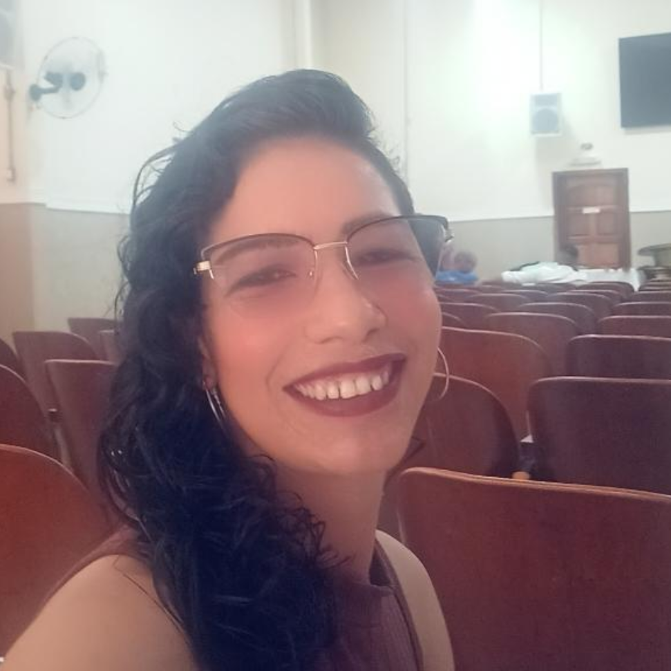 Cinthia da Silva Ribeiro